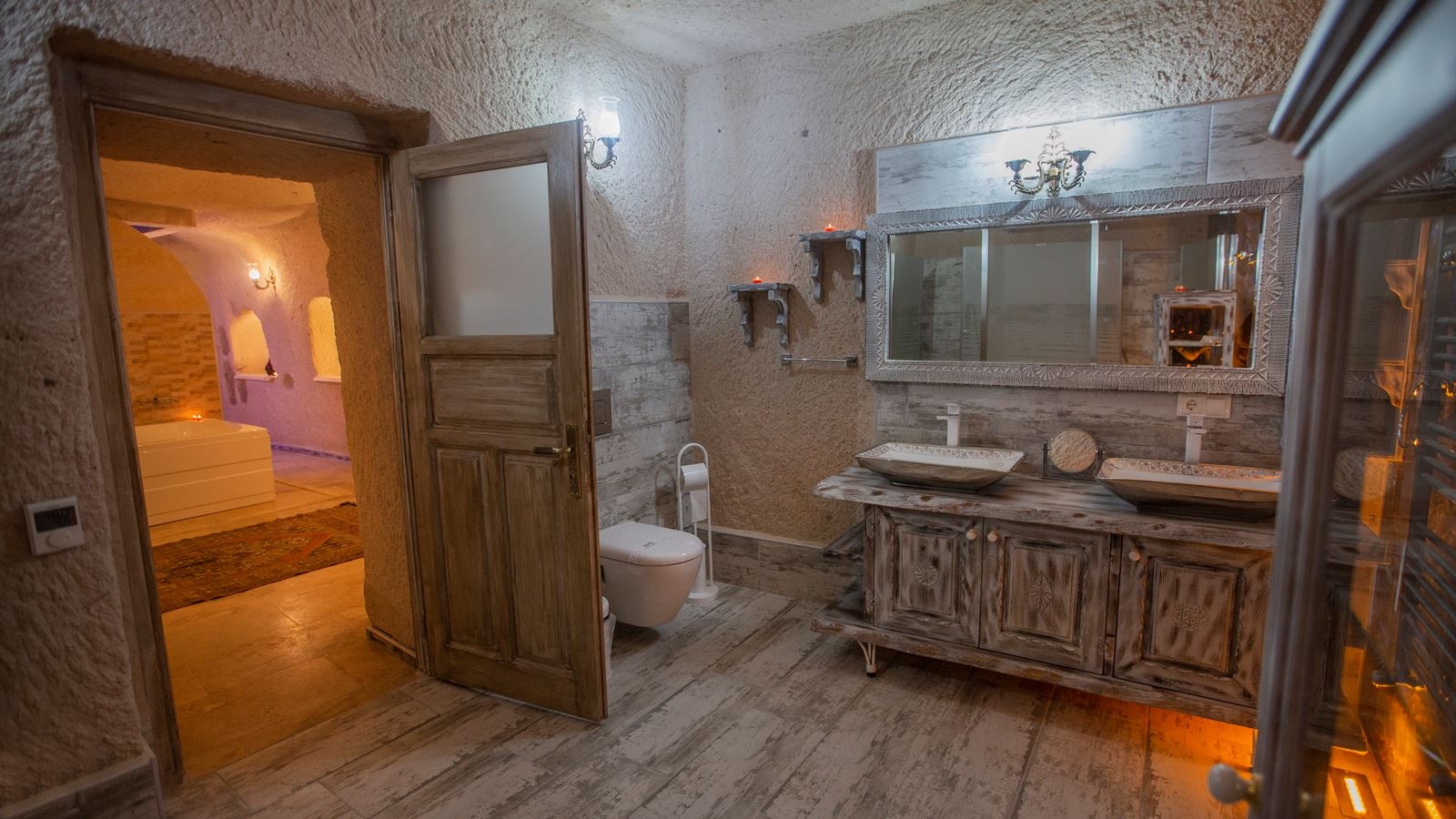 rooms-king-royal-suit