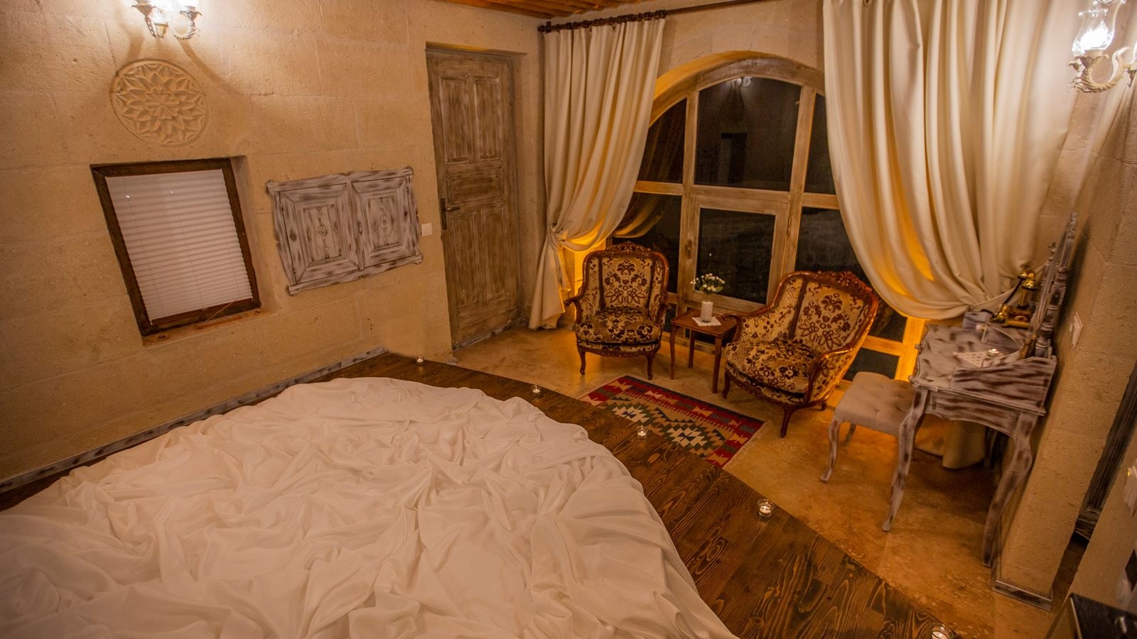 rooms-terasli-jakuzi-suit