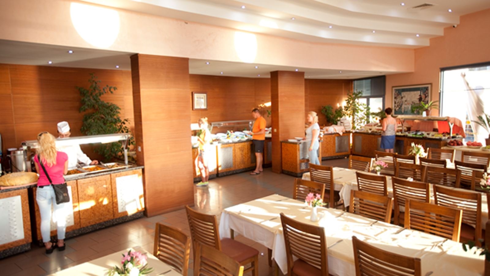 restaurants-main-restaurant