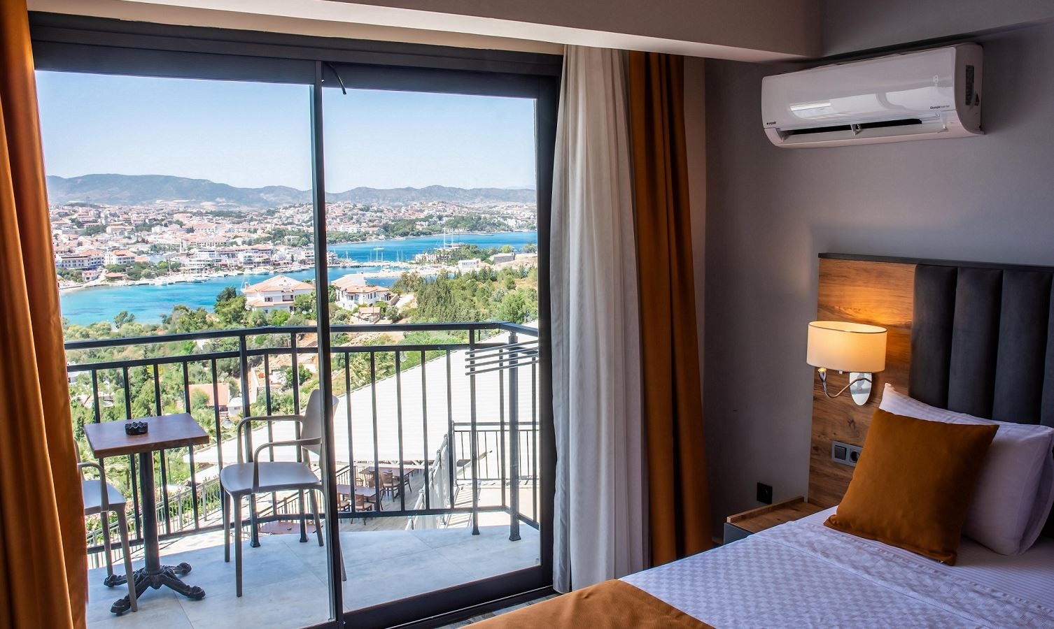 rooms-superior-sea-view-room