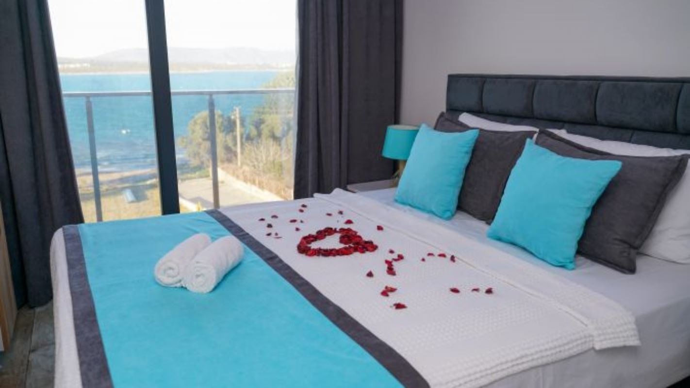 rooms-standart-oda-deniz-manzarali