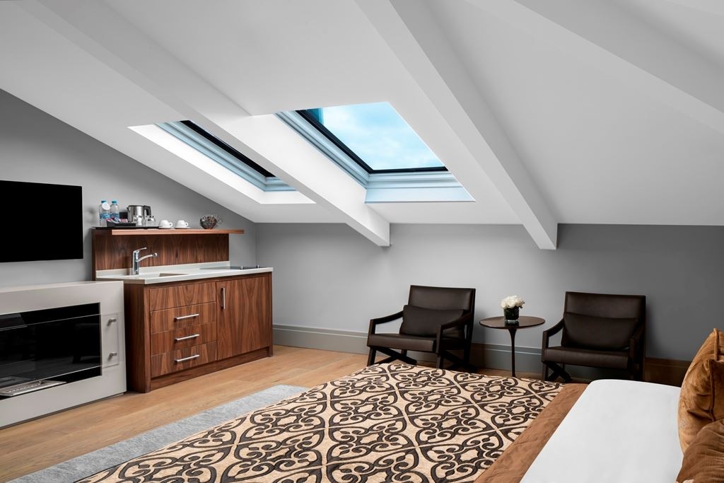 rooms-standard-no-view-room-french