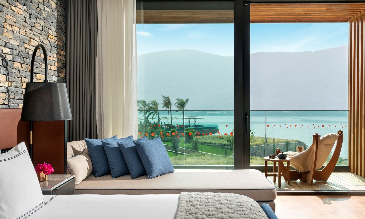 rooms-superior-room-sea-view