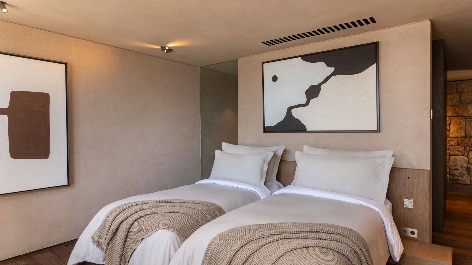 rooms-sunset-presidential-villa