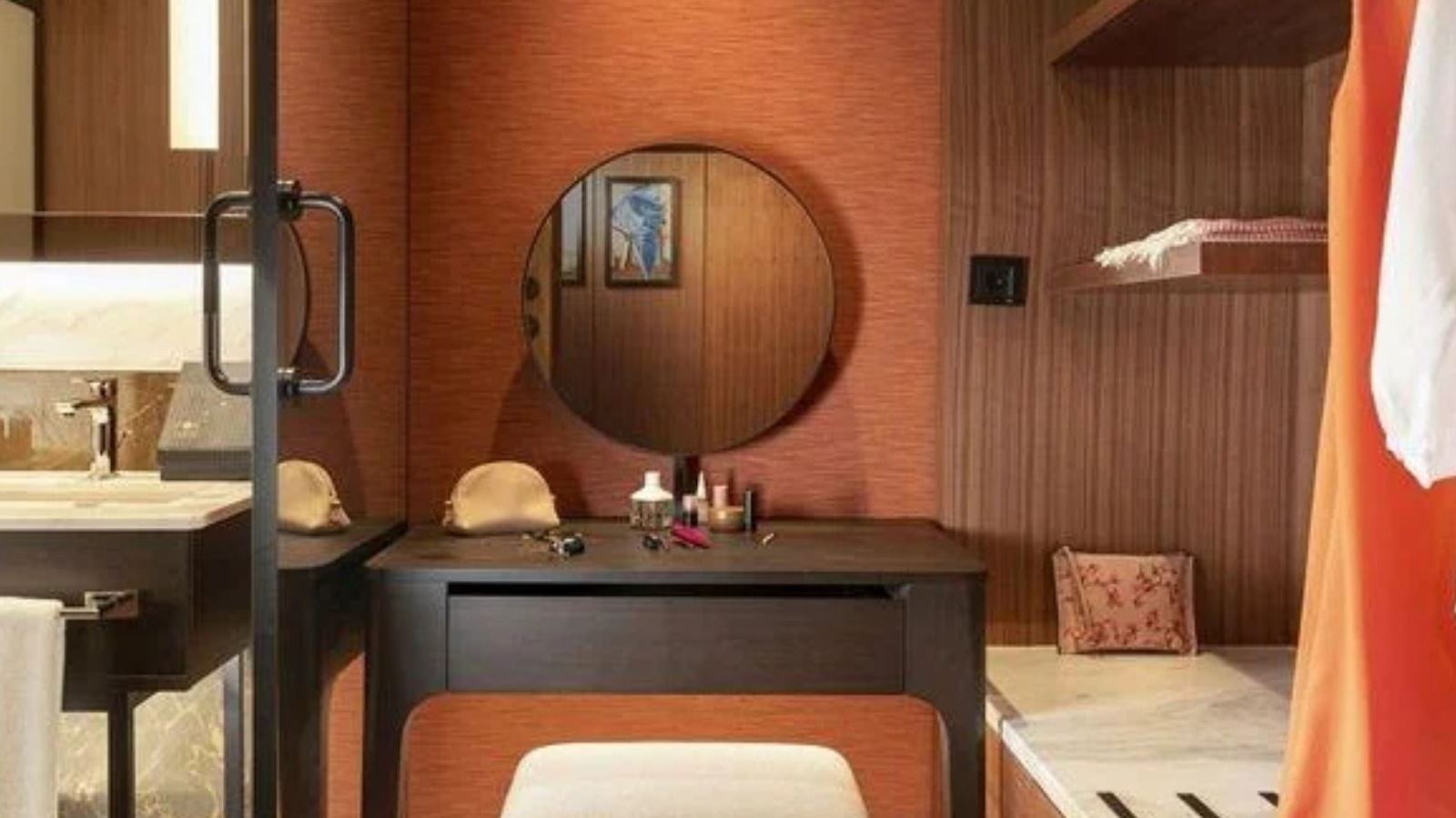 rooms-deluxe-room-sea-view