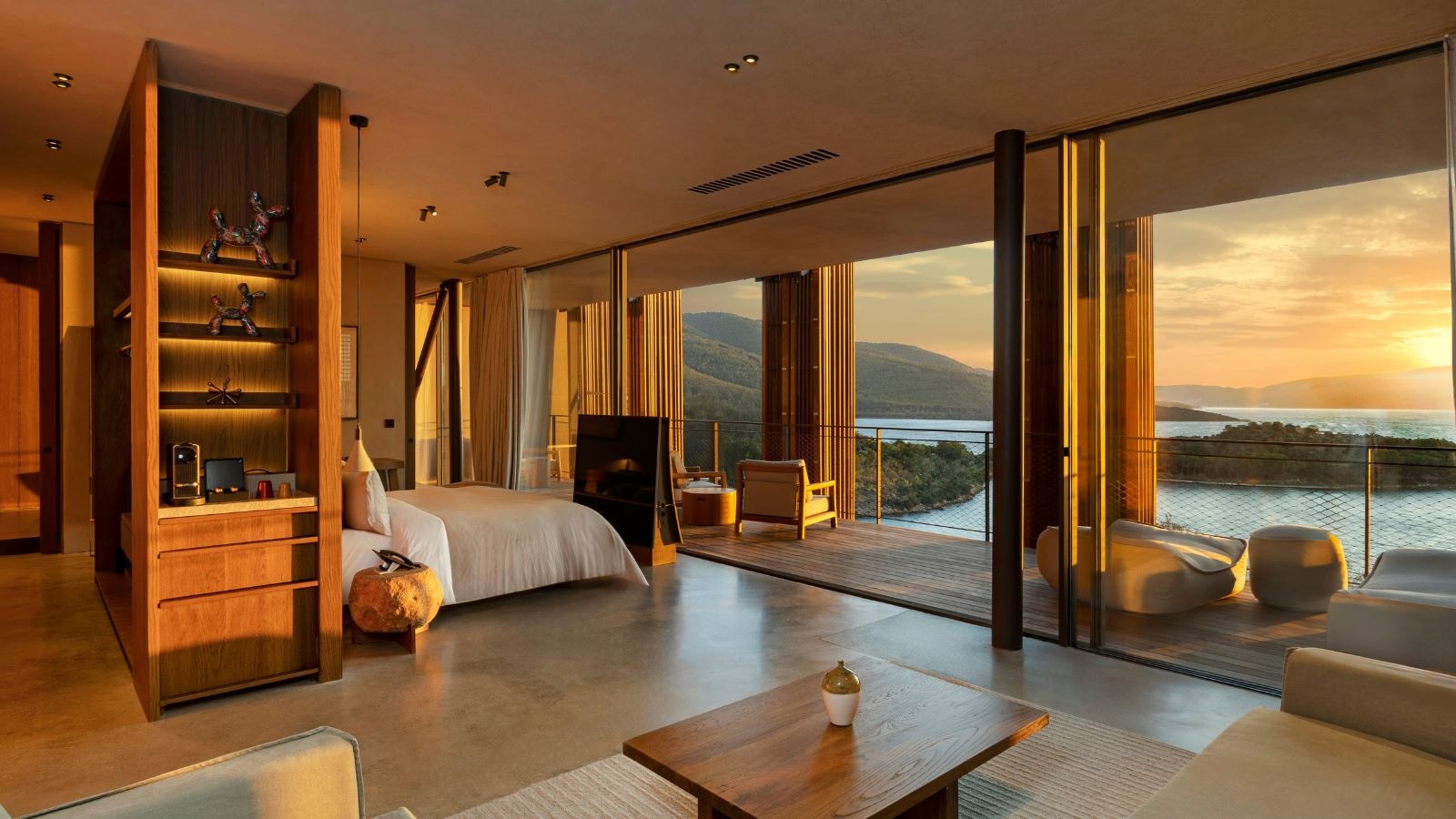 rooms-sunset-royal-villa