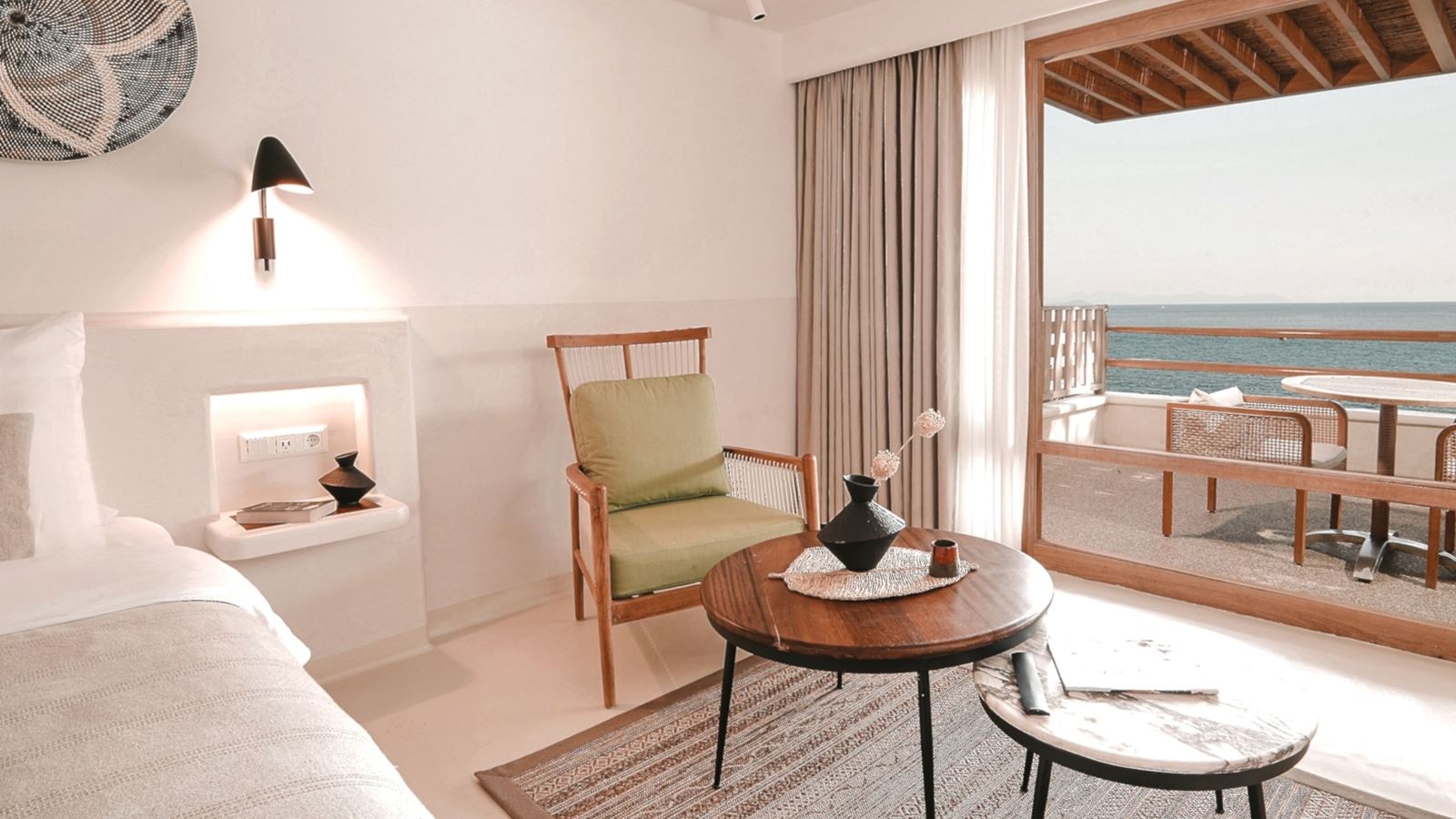 rooms-superior-with-sea-view-room