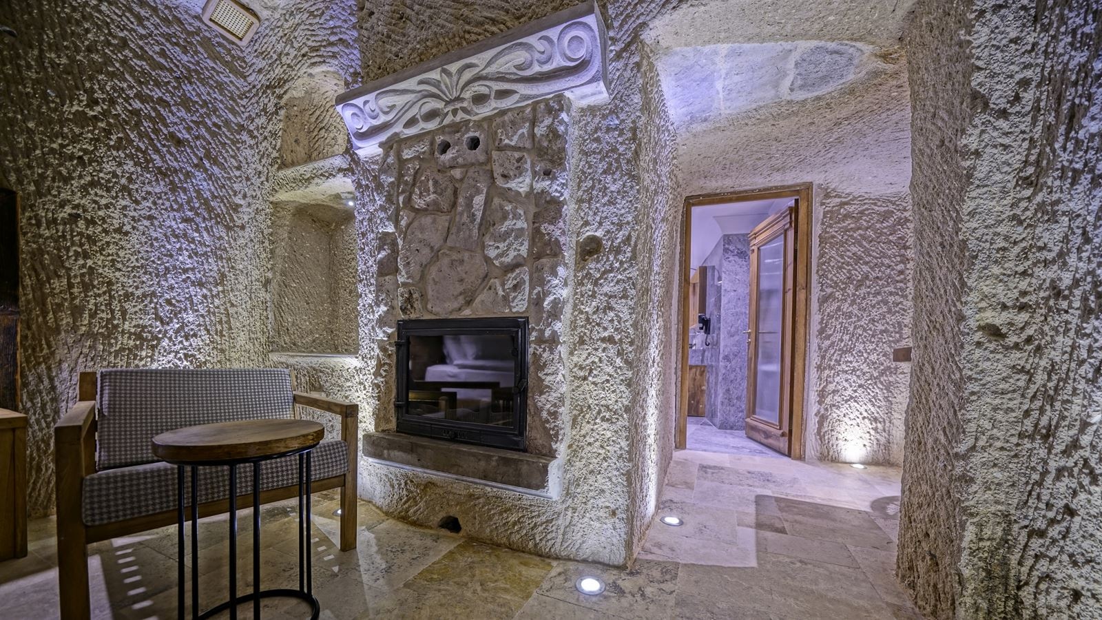 rooms-junior-suit-1001