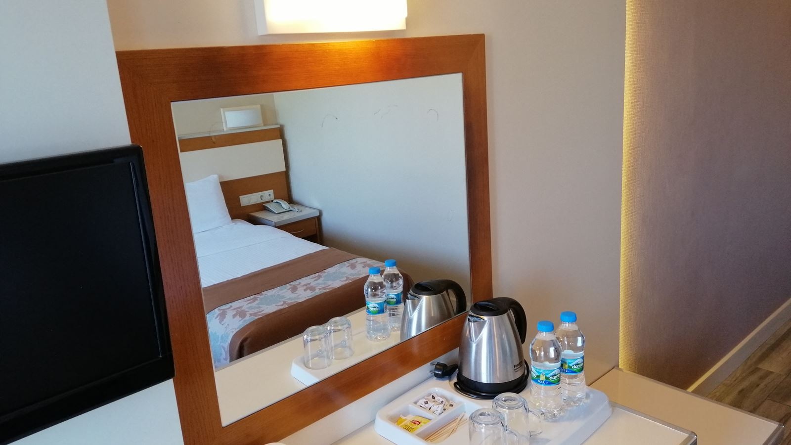 rooms-httpscontentodeontourscomaccommodationinfosheetgetupdateinfosheet28079infosheetroom0llanguage1name