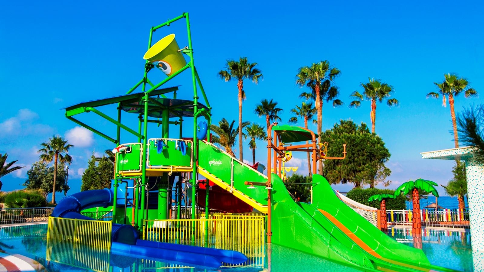 water-park-water-park