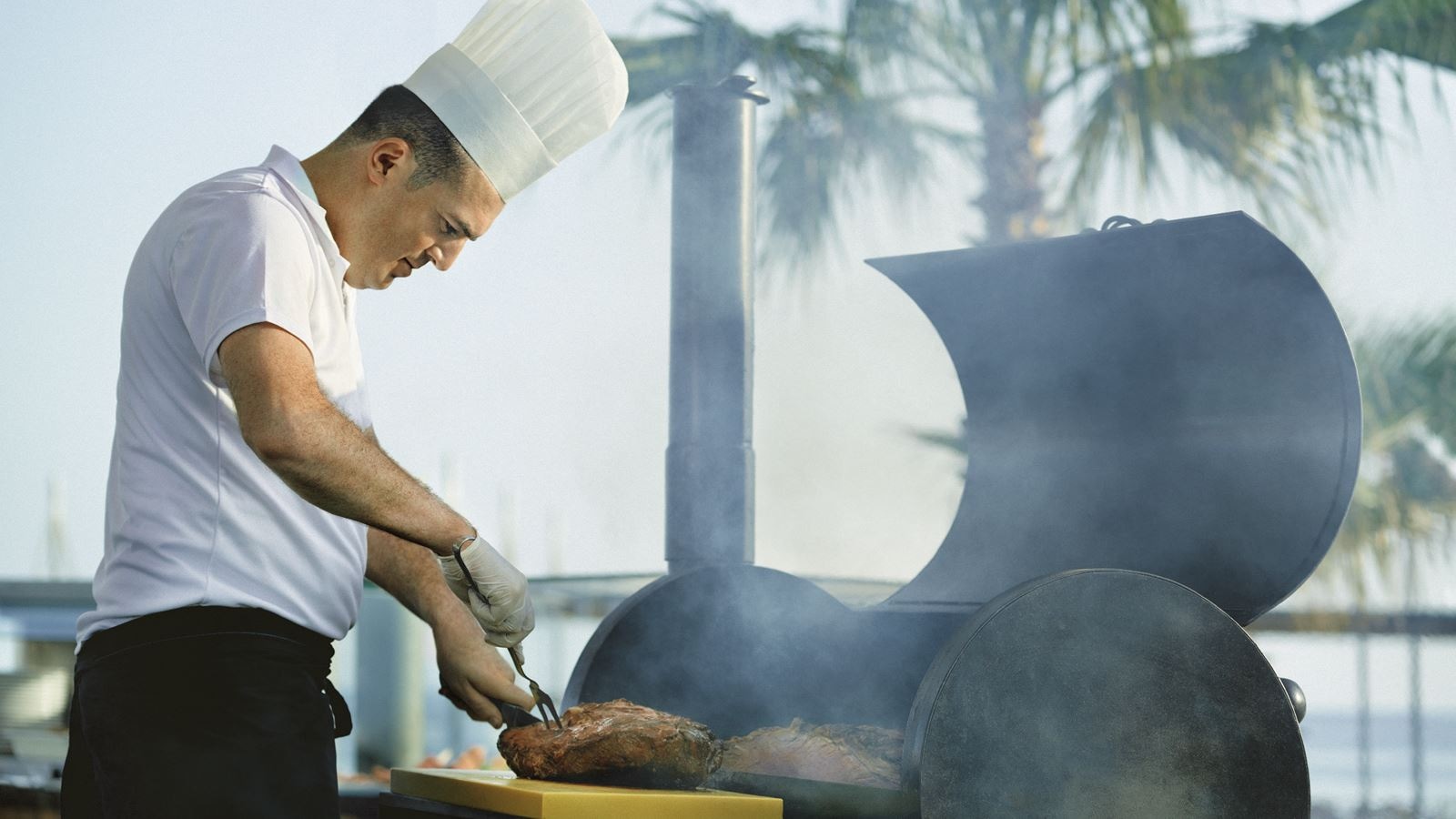 restaurants-beach-bar--restaurant-grab--go-station