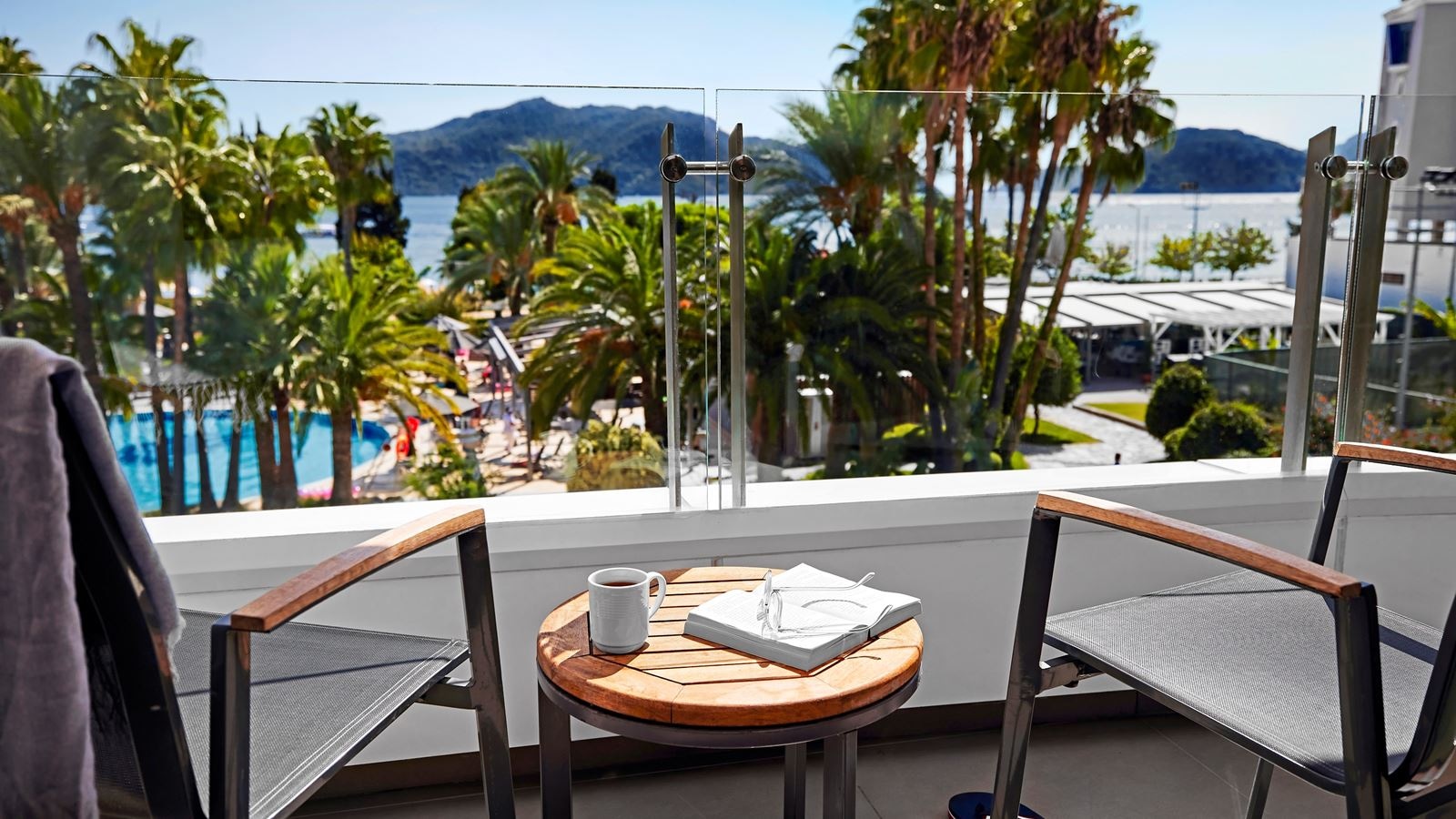 rooms-standart-sea-view-room