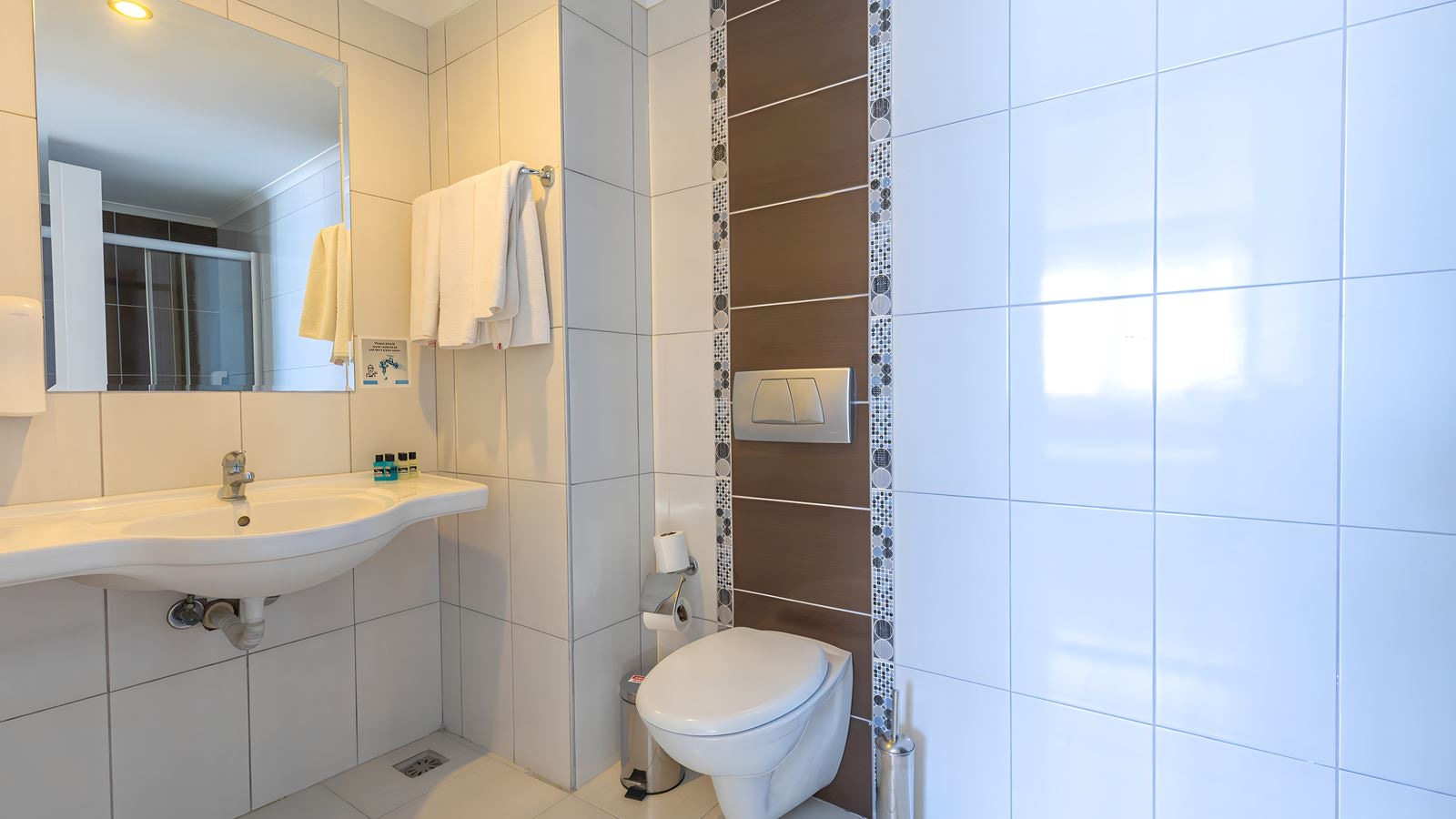 rooms-standard-room-sea-view