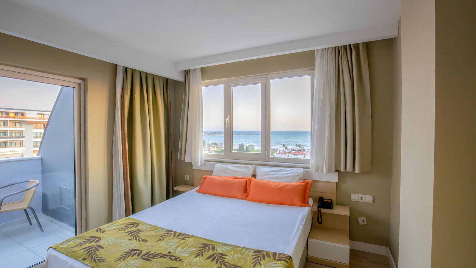 rooms-standard-room-sea-view