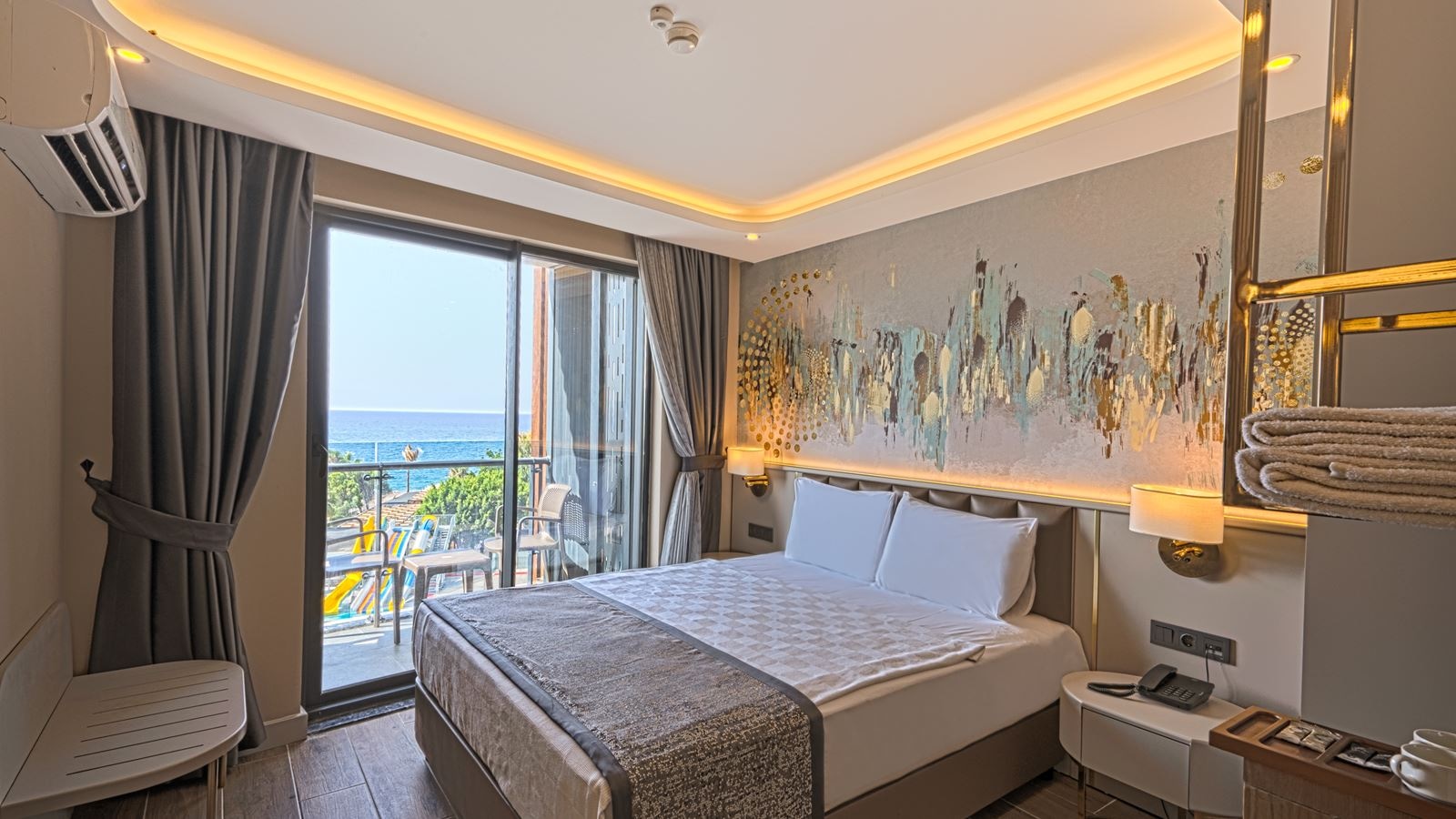 rooms-standard-room-sea-view