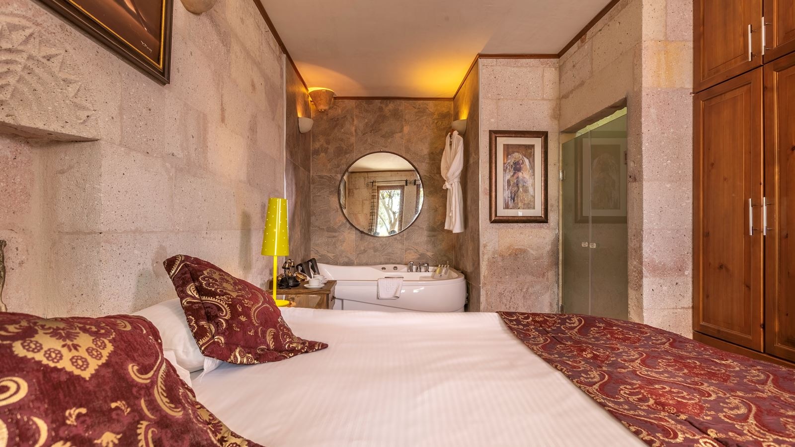 rooms-suit-cave-room