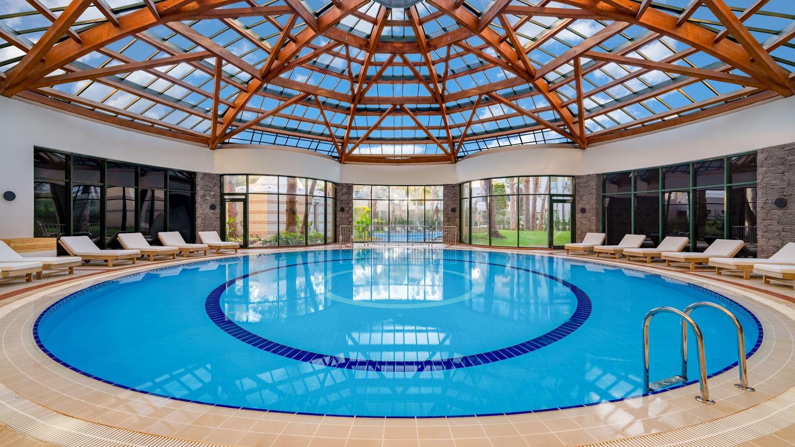 pools-indoor-pool