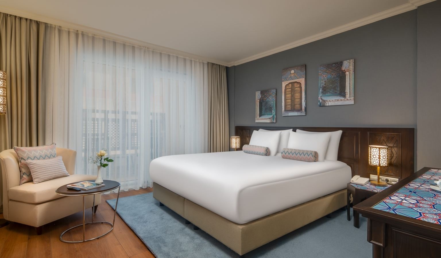 rooms-club-family-room