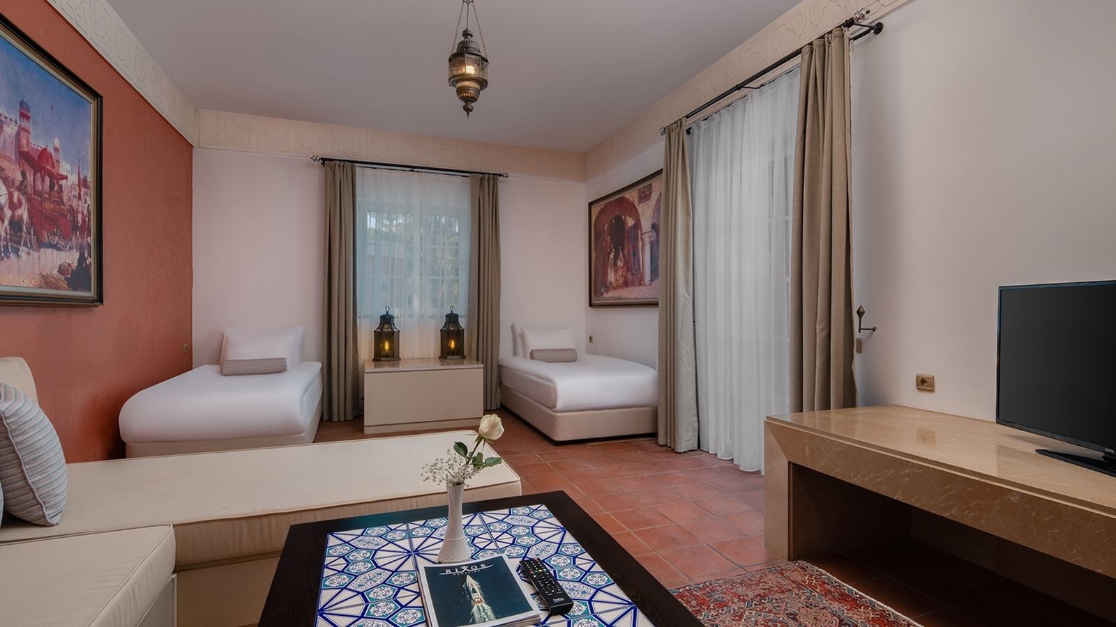 rooms-sultan-suite-with-jacuzzi