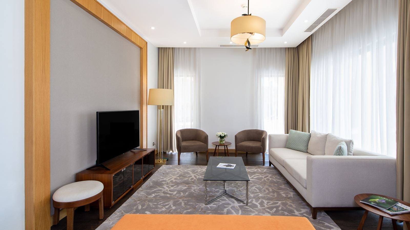 rooms-executive-villa