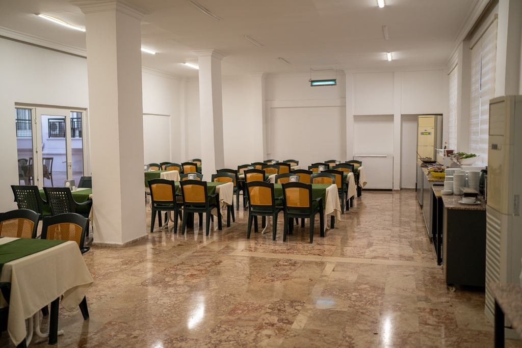 restaurants-restaurants