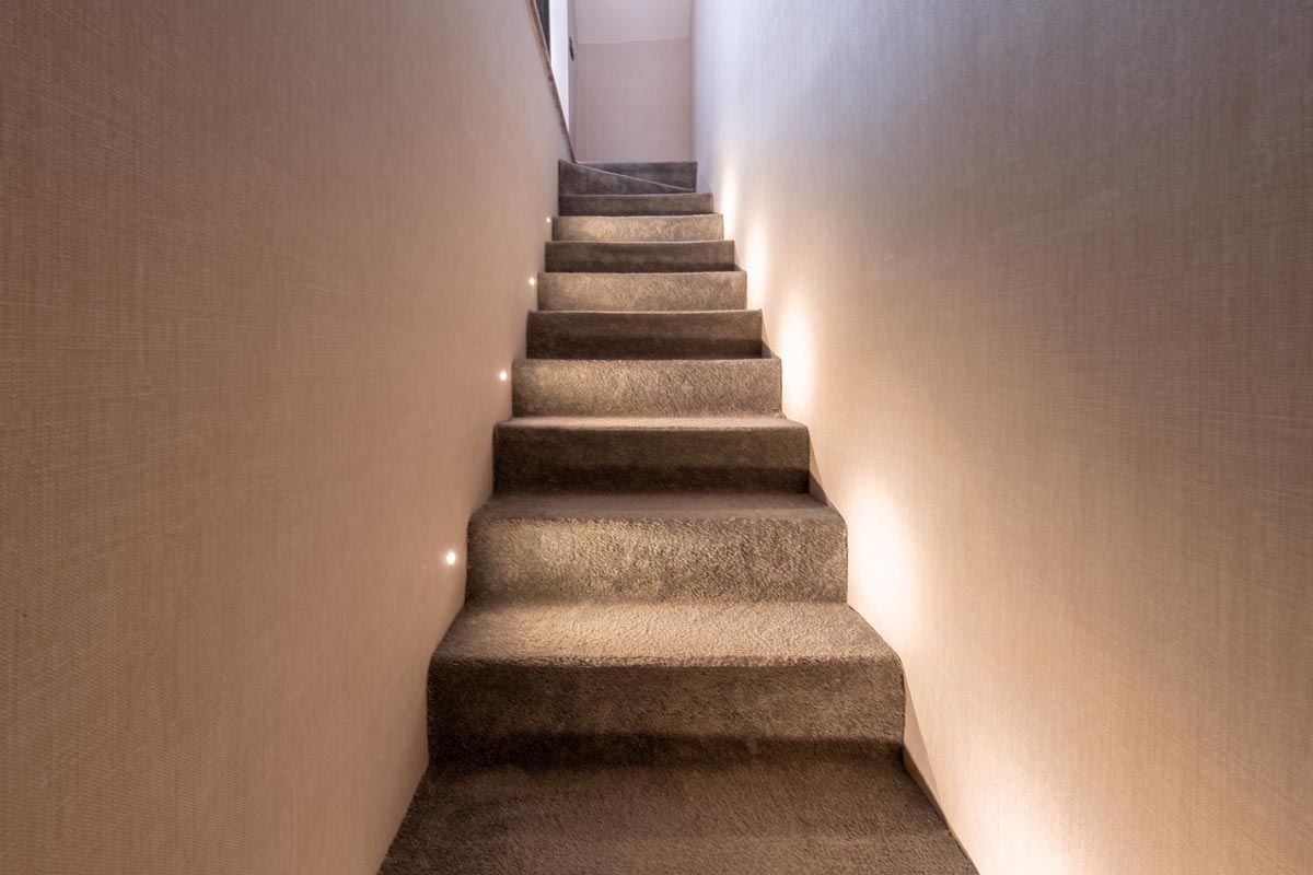 rooms-tiny-attic-sea-view