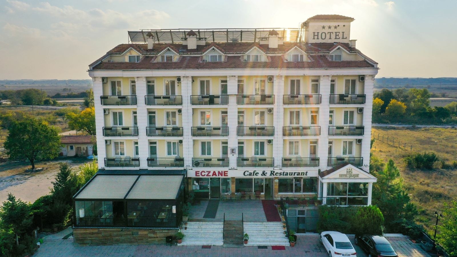 general-main-building