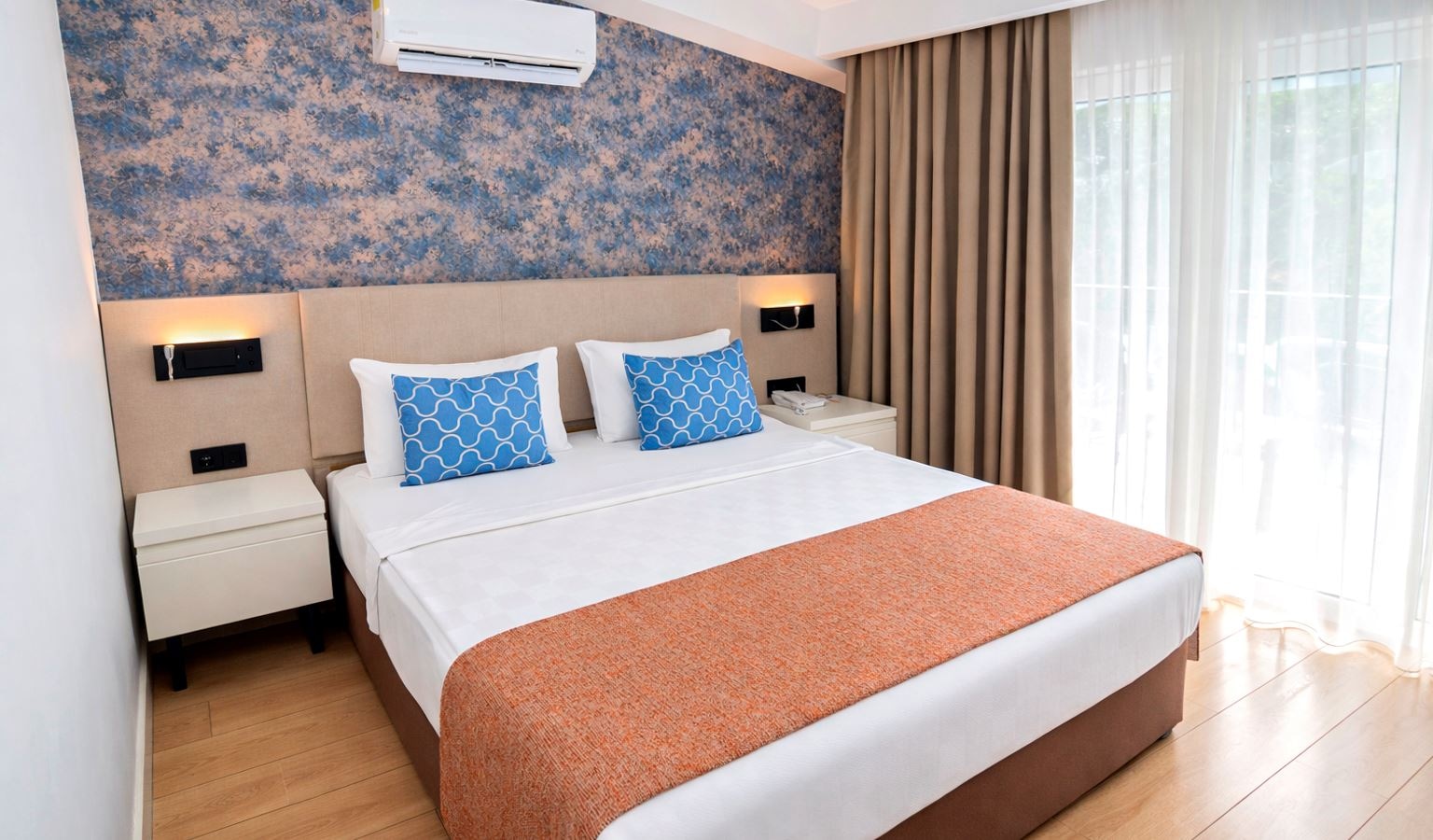 rooms-standard-dbl-room