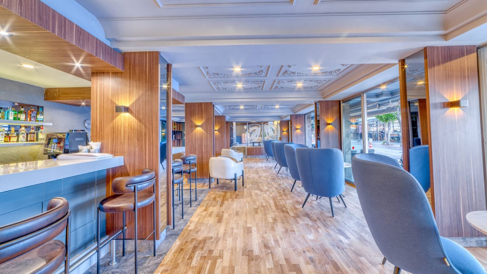 restaurants-lobby-bar