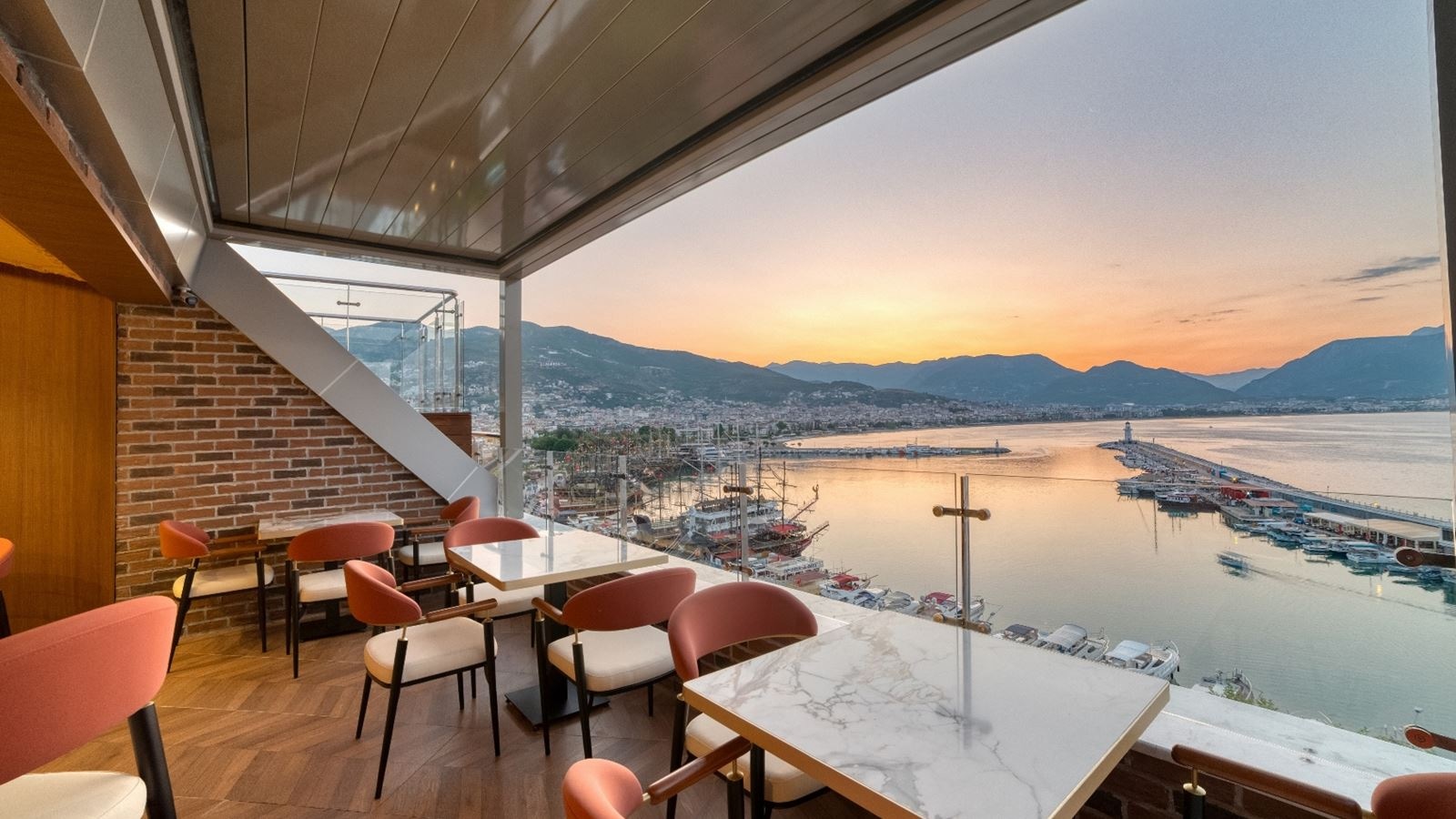 restaurants-roof-top-bar--restaurant