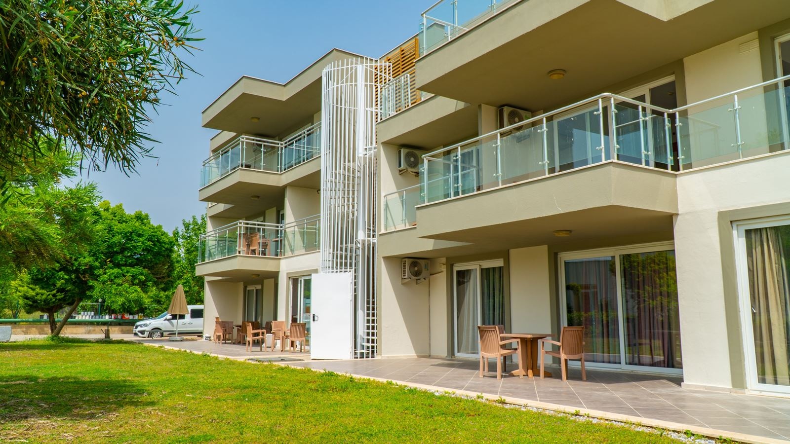 general-main-building