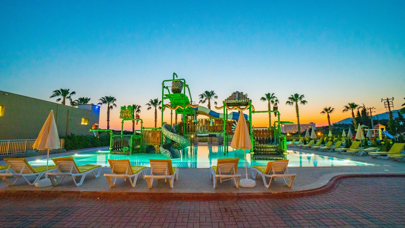 water-park-water-park