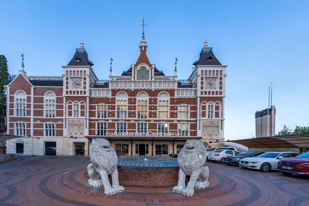 general-main-building