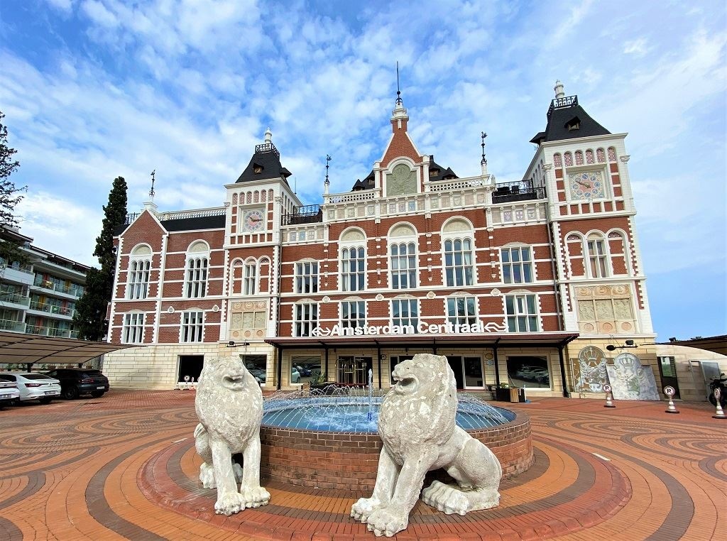 general-main-building