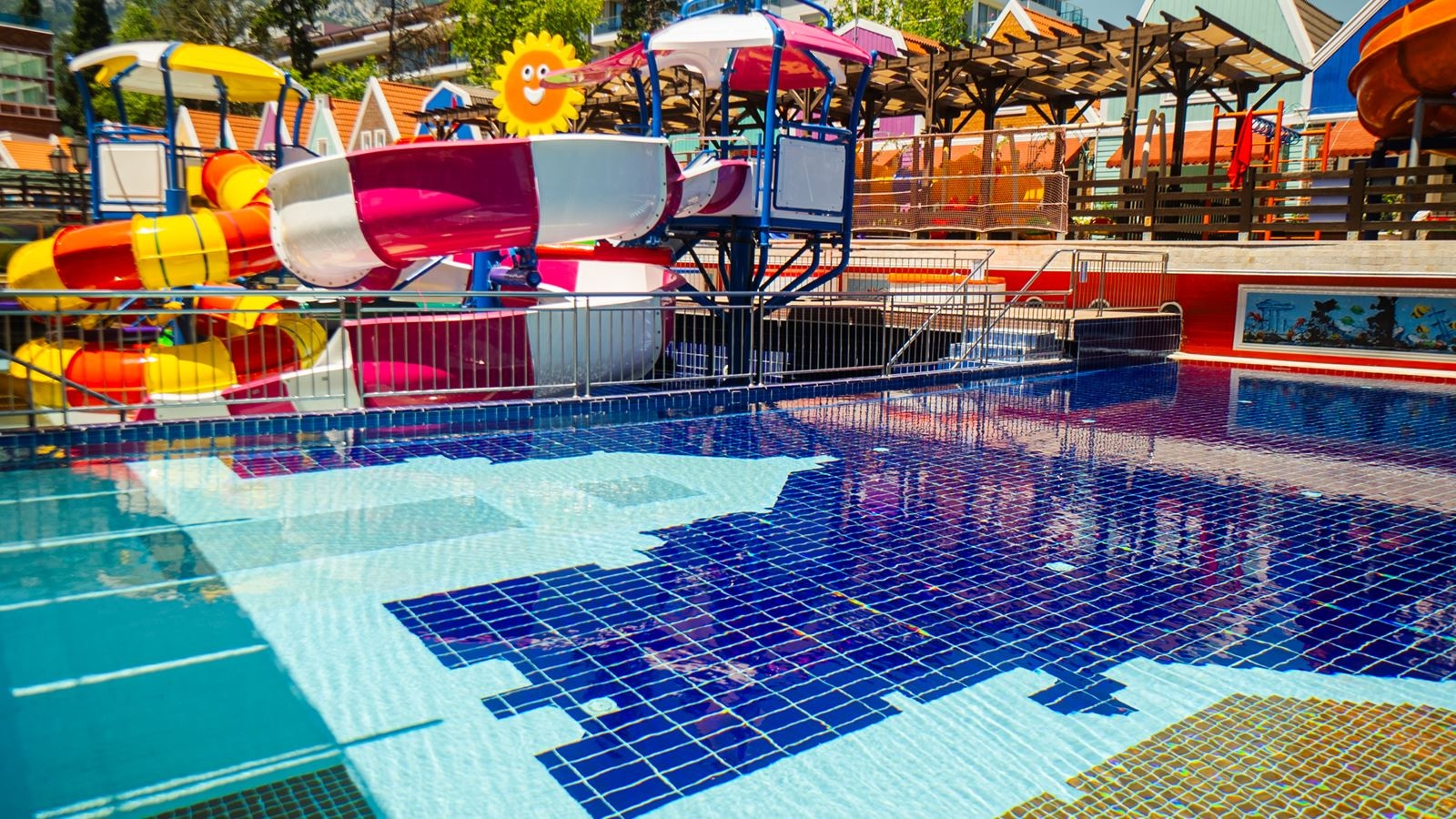 pools-outdoor-childrens-pool