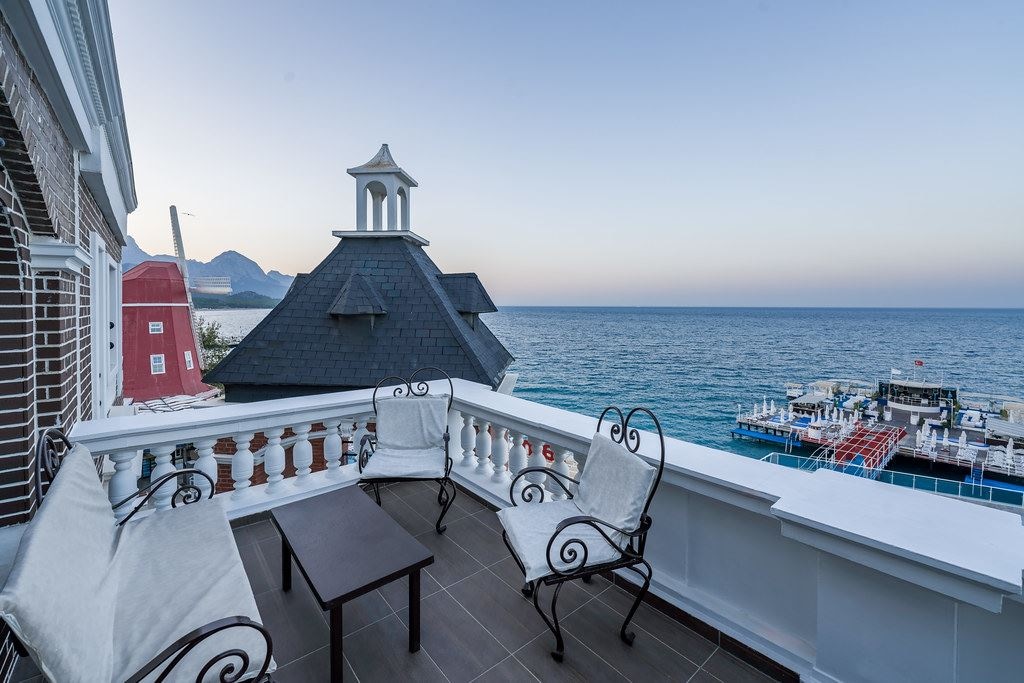 rooms-amsterdam-luxury