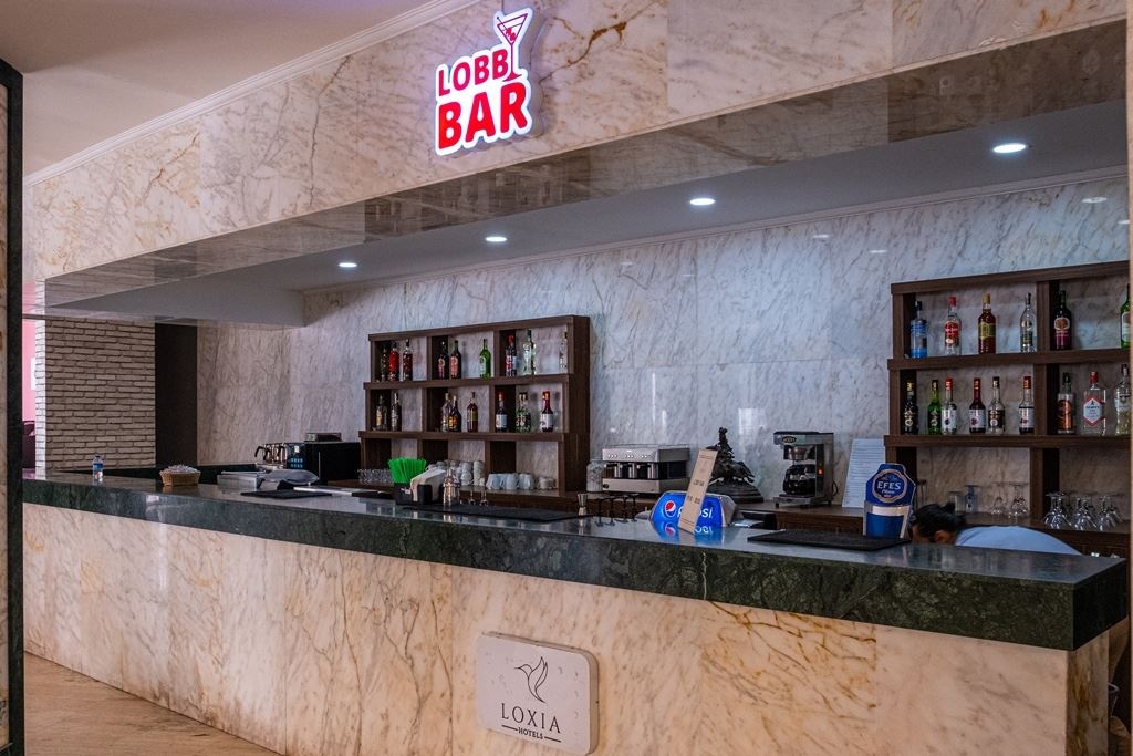 bars-loby-bar