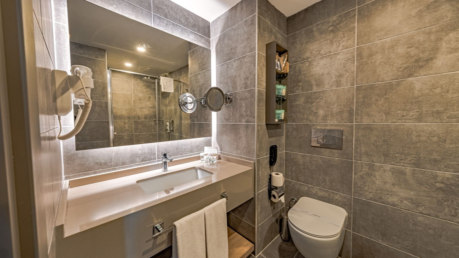 rooms-swim-up-room-only-adults-16+