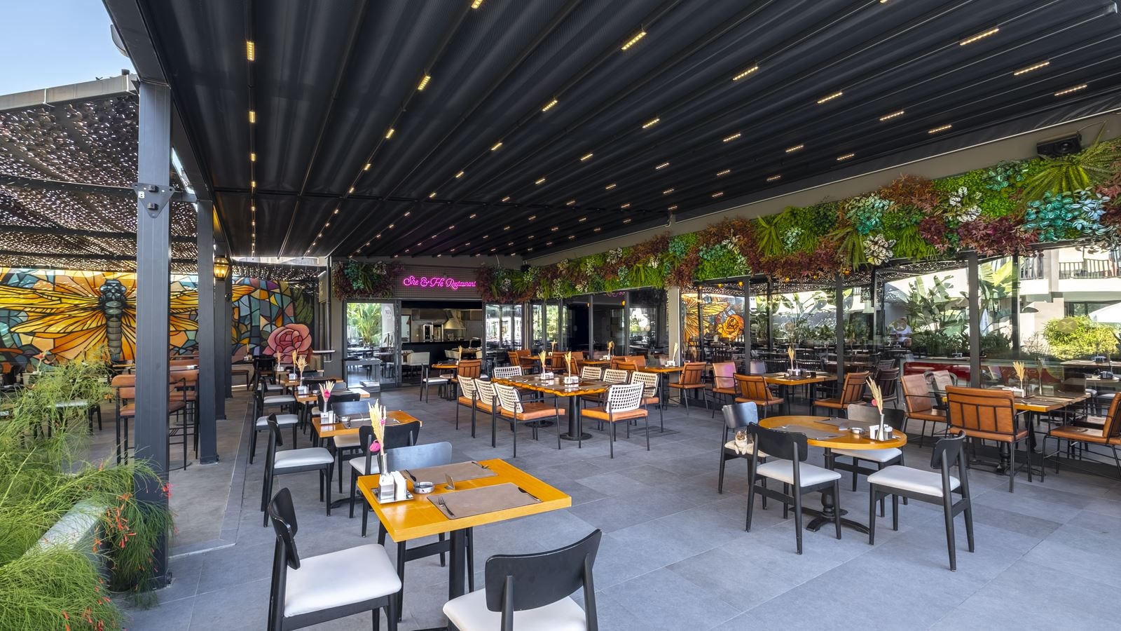 restaurants-she--he-adult-restaurant