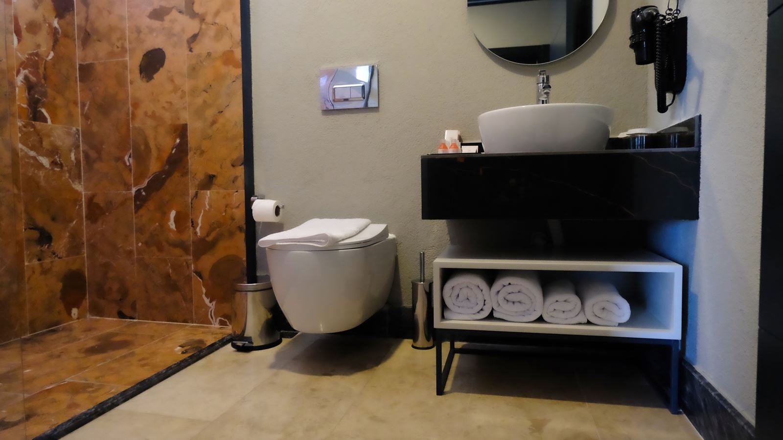 rooms-standard-room-land-view