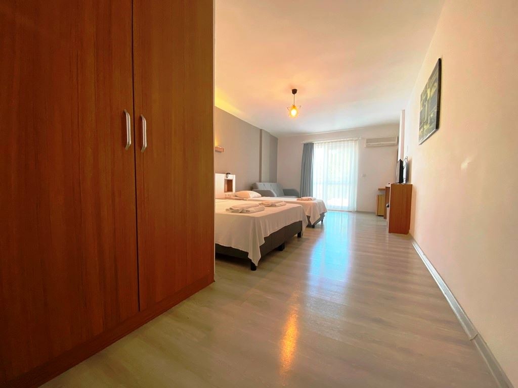 rooms-standard-large-room