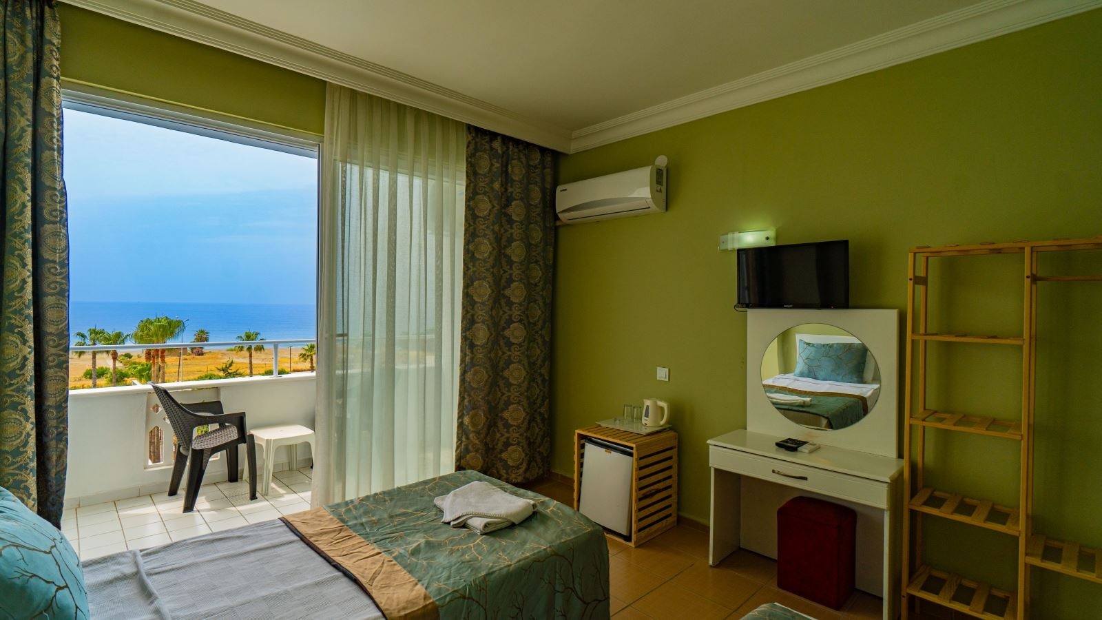rooms-standard-sea-view-double-room