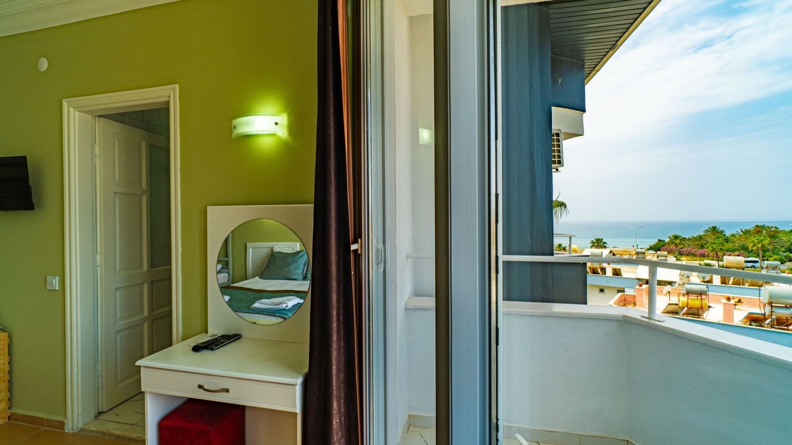 rooms-standard-sea-view-double-room