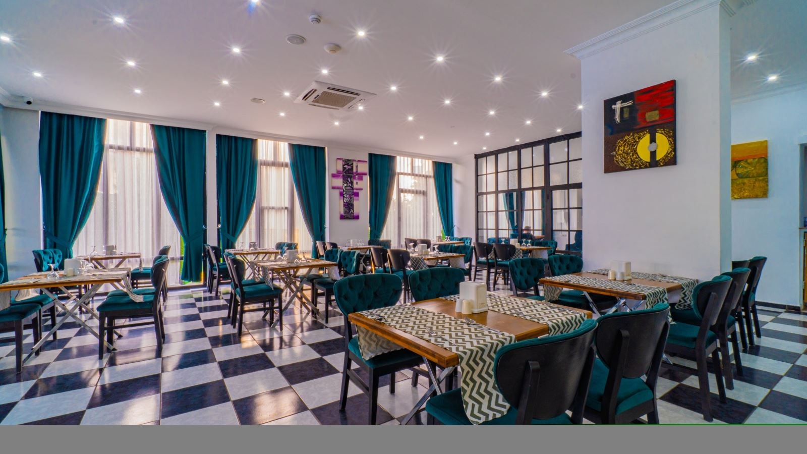 restaurants-main-restaurant