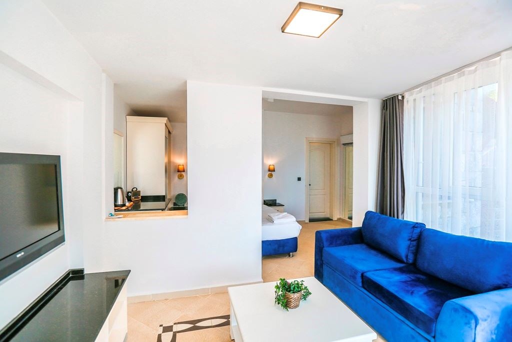 rooms-deluxe-room-garden-view