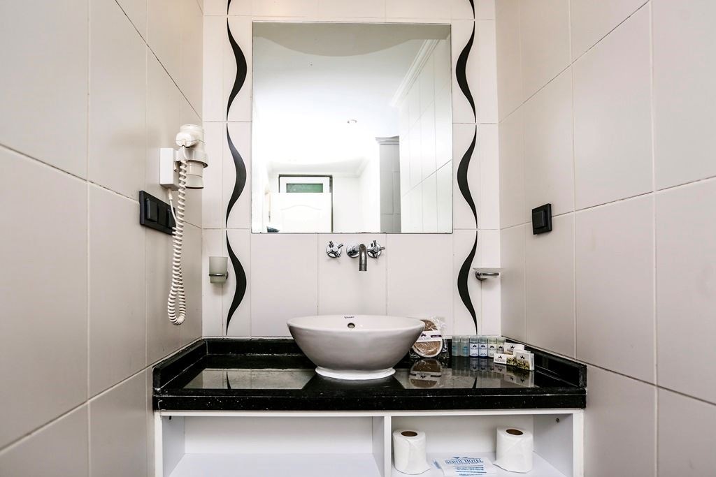 rooms-deluxe-room-garden-view