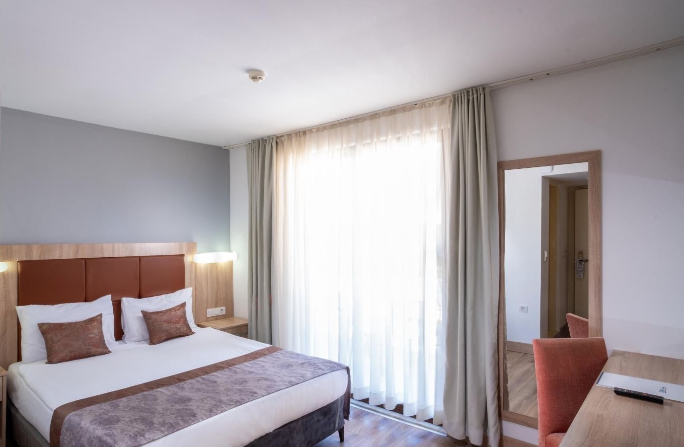 rooms-standard-room-without-balcony