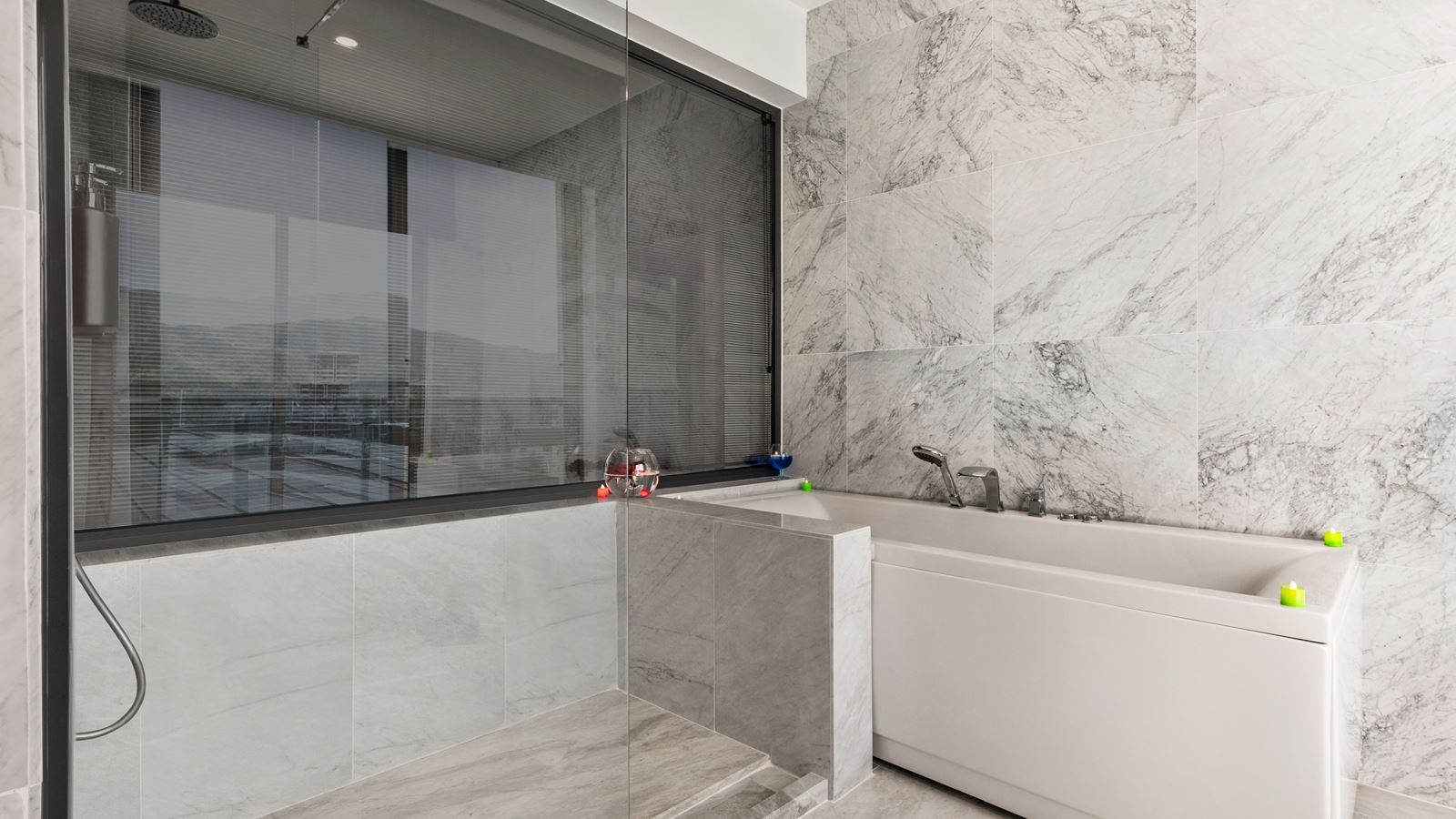 rooms-executive-suit-jetted-tub