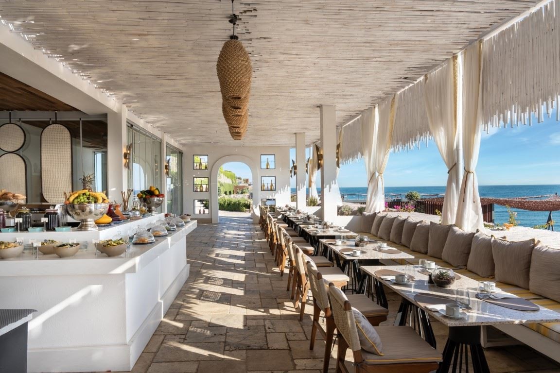 restaurants-b-restaurant--lounge