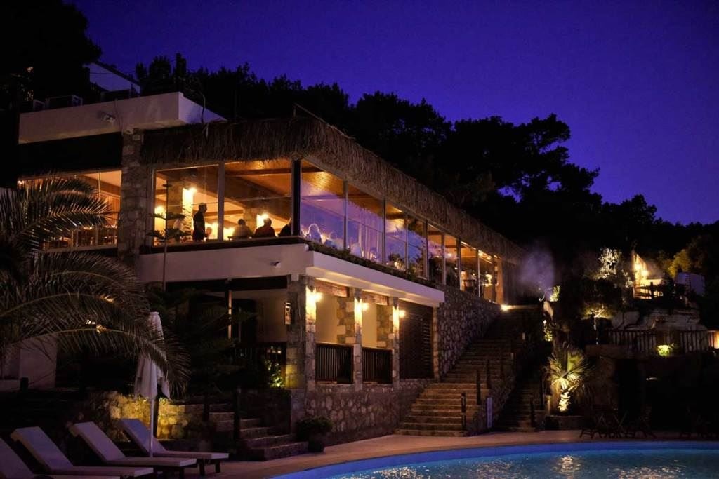 restaurants-main-restaurant